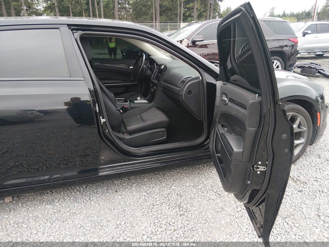 2020 CHRYSLER 300 TOURING · 5/11