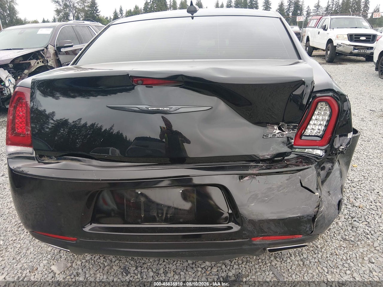 2020 CHRYSLER 300 TOURING · 6/11
