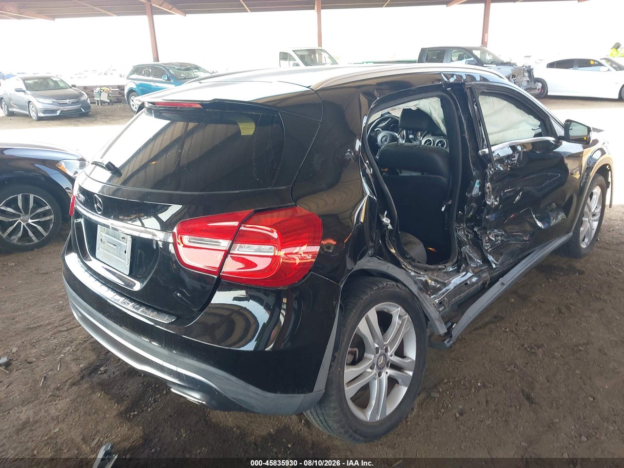 2017 MERCEDES-BENZ GLA 250 · 4/11