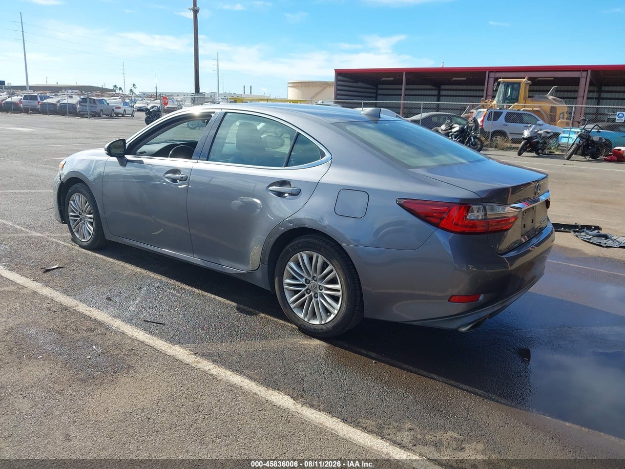 2016 LEXUS ES 350 · 3/11