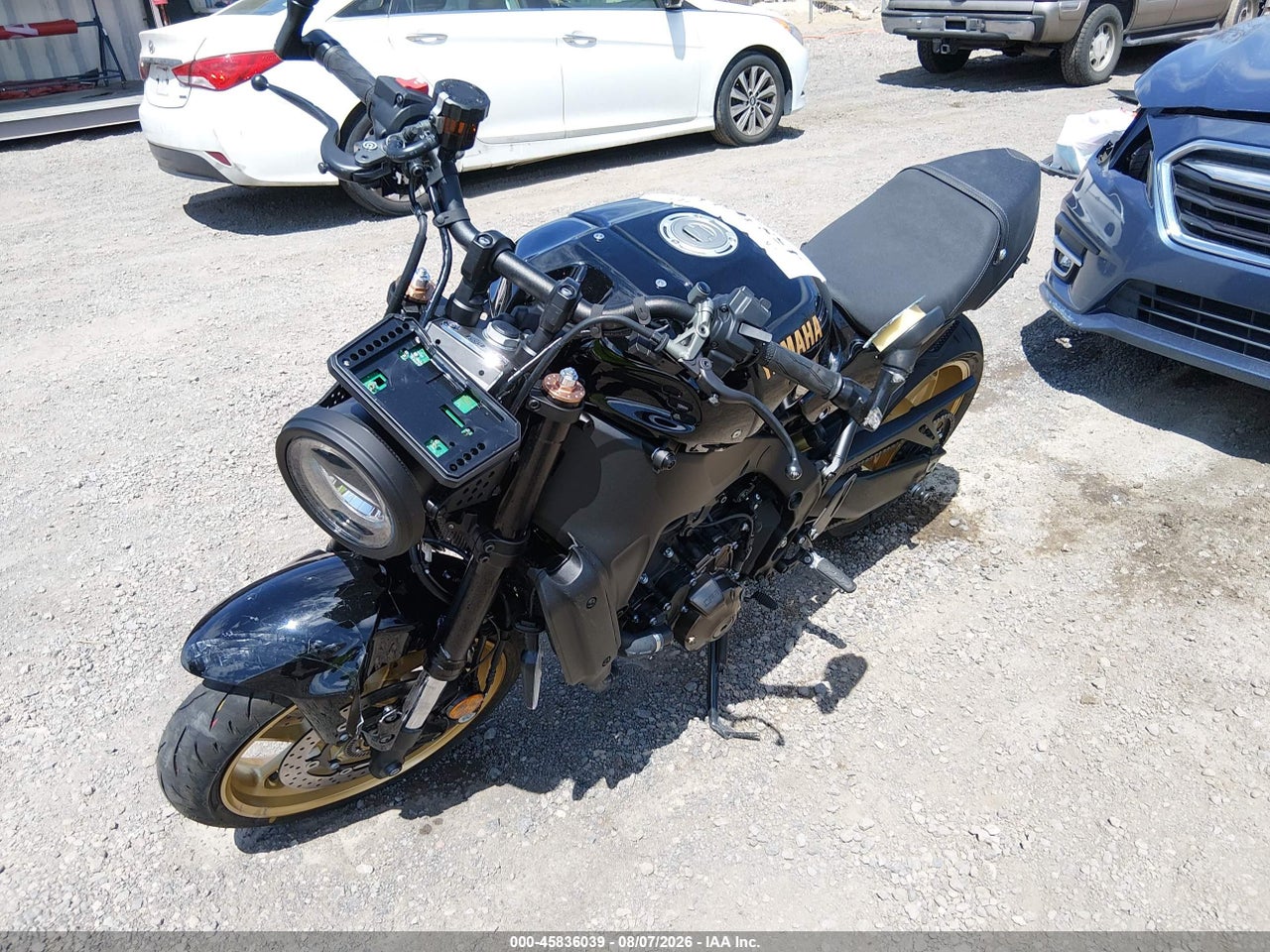 2025 YAMAHA MTM890 · 2/11