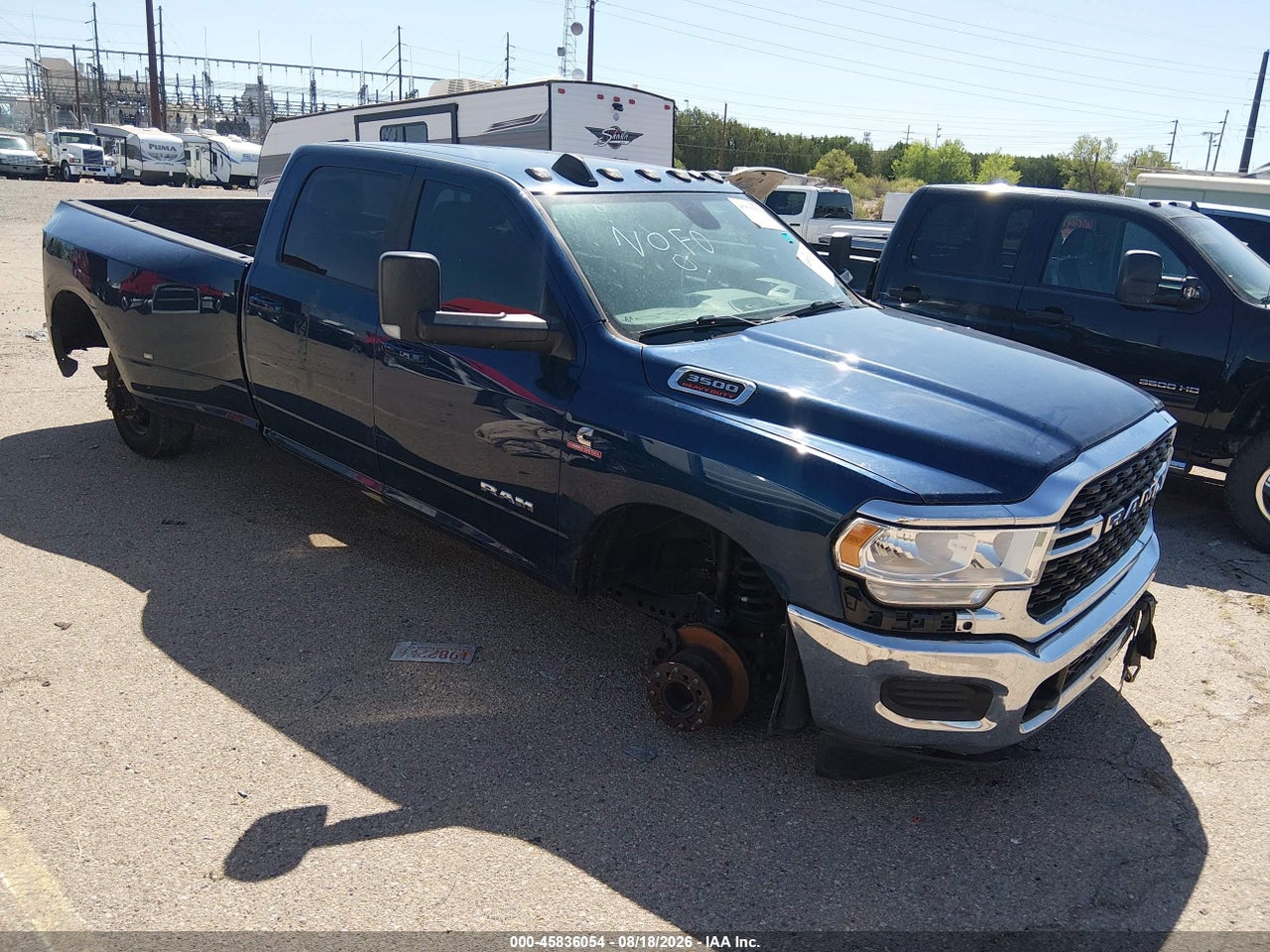 2022 RAM 3500 BIG HORN 4X4 8' BOX