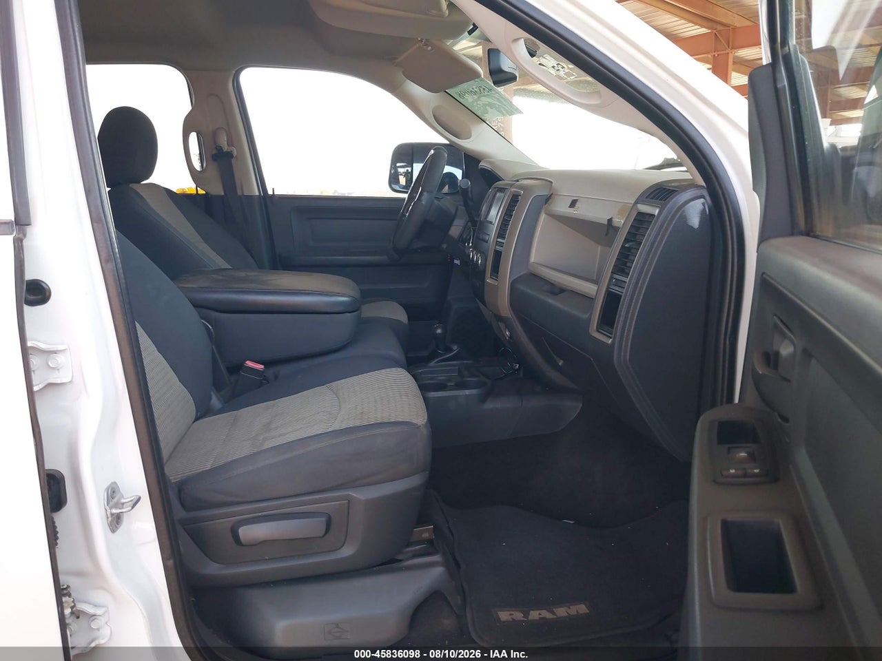2012 RAM 2500 ST · 5/11