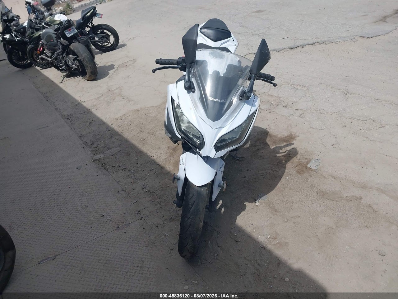 2015 KAWASAKI EX300 B · 5/11