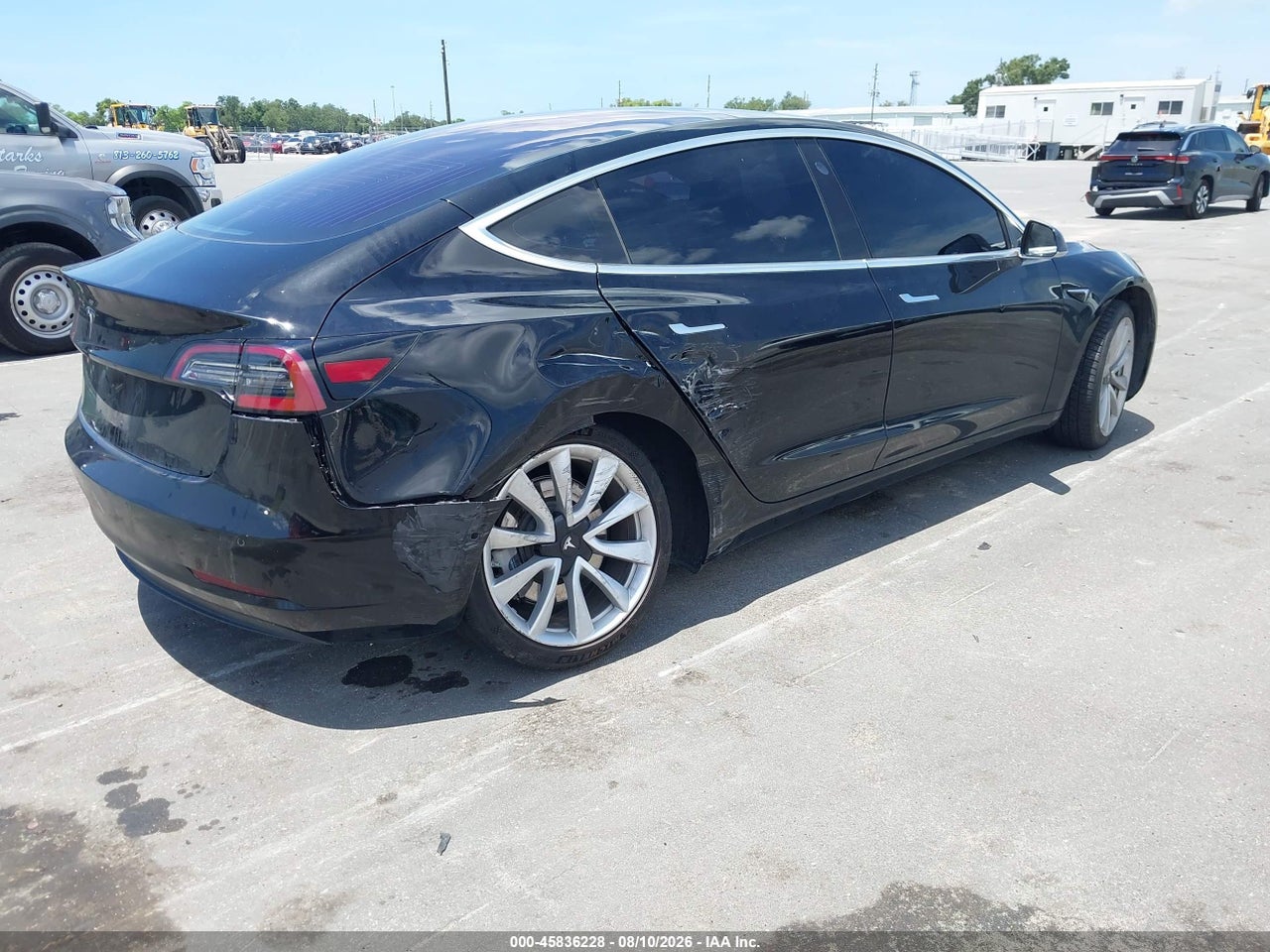 2017 TESLA MODEL 3 LONG RANGE/STANDARD · 4/11