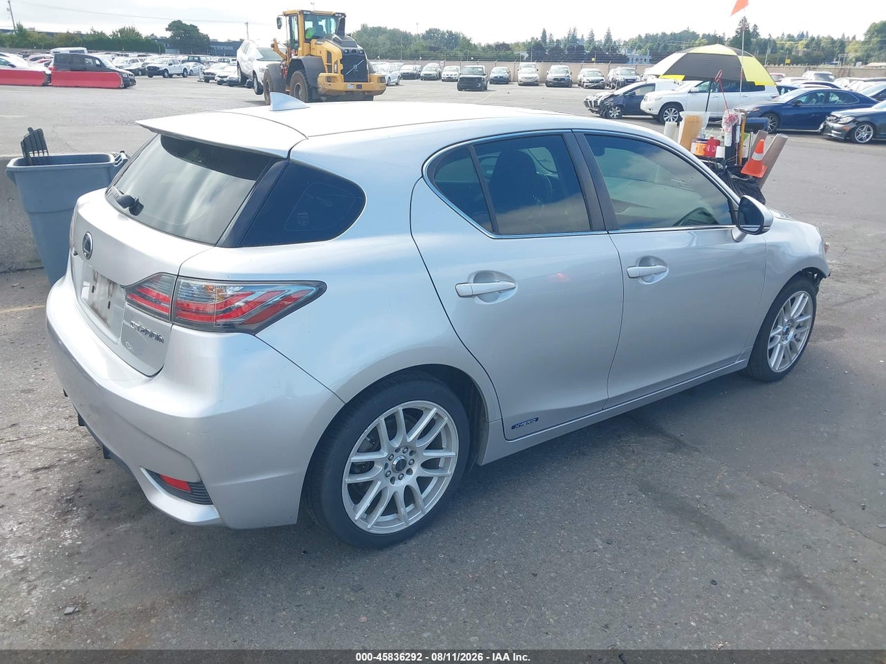 2015 LEXUS CT 200H · 4/11