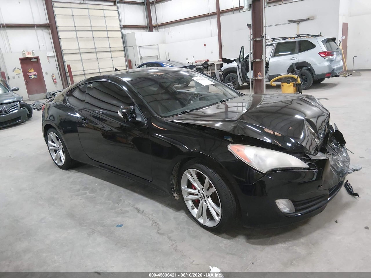 2010 HYUNDAI GENESIS 3.8 TRACK