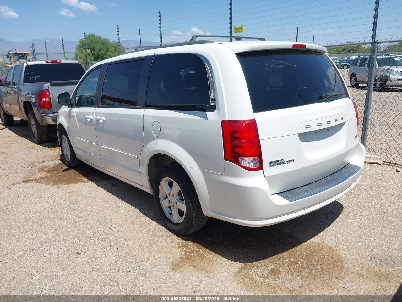 2013 DODGE GRAND CARAVAN SXT · 3/11