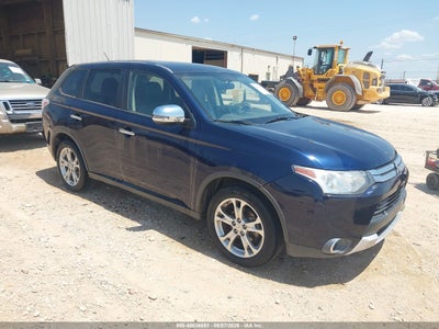 2015 MITSUBISHI OUTLANDER SE