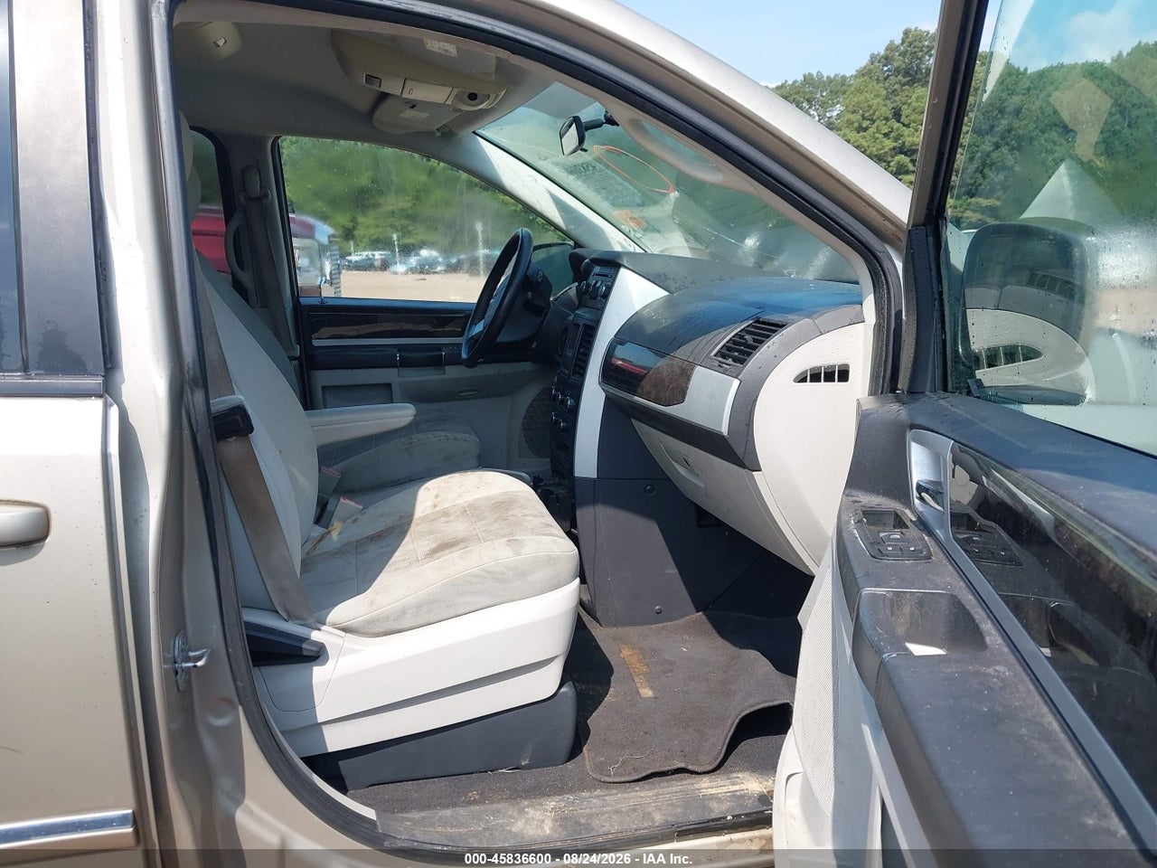 2009 DODGE GRAND CARAVAN SXT · 5/11