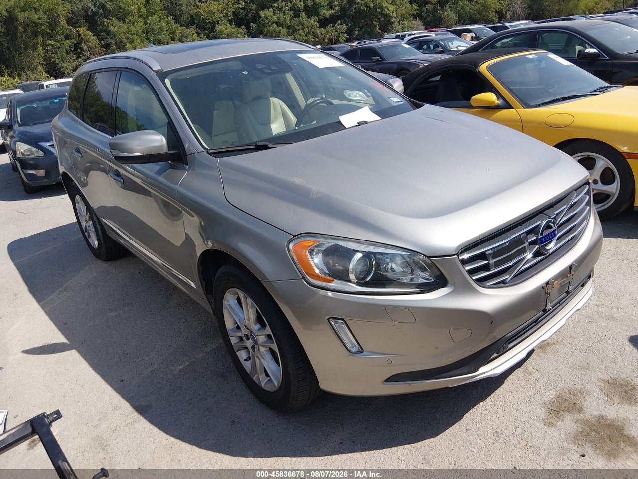 YV440MDMXF2****** · 2015 VOLVO XC60 T5 PLATINUM