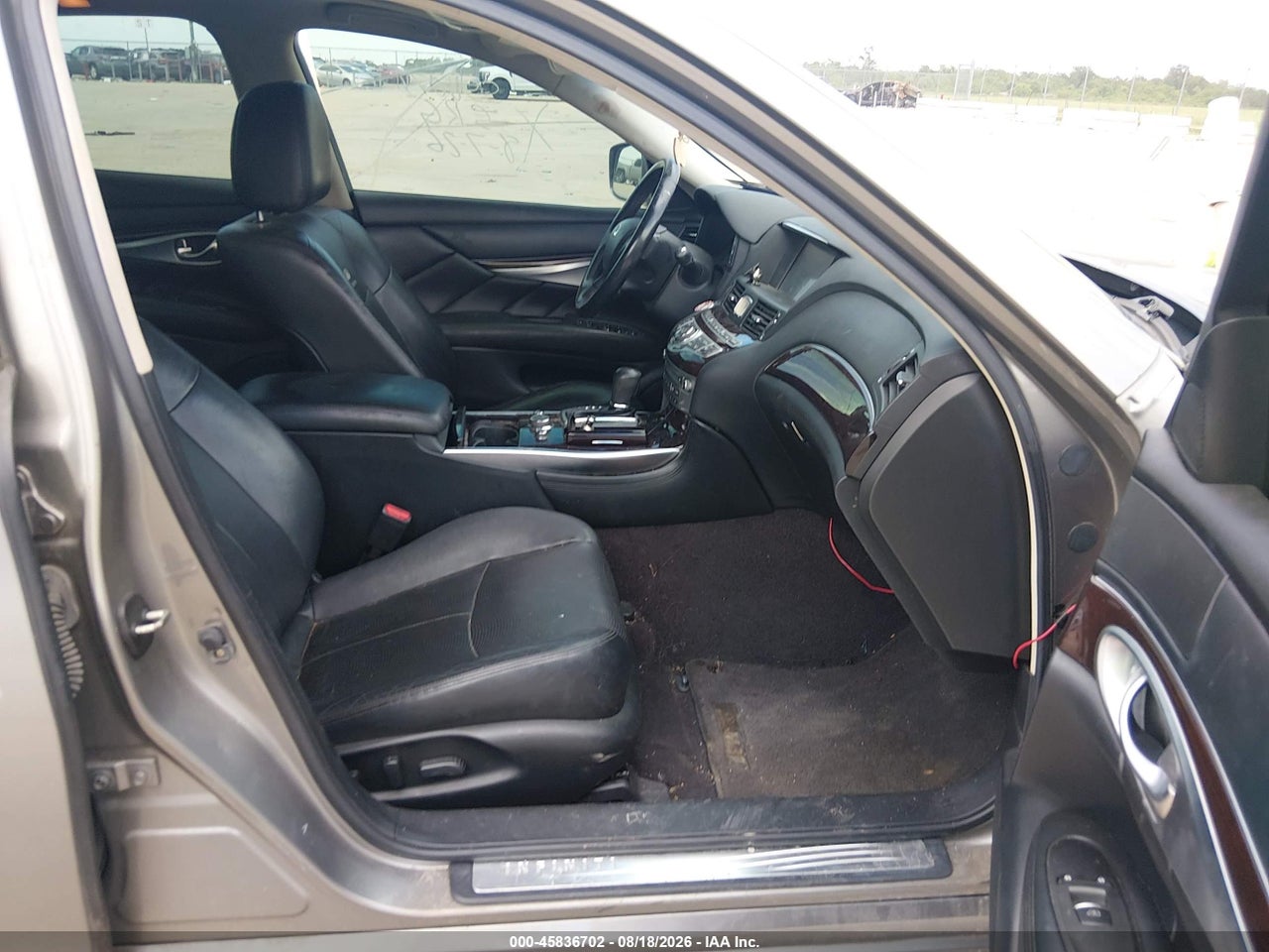 2013 INFINITI M37 · 5/11