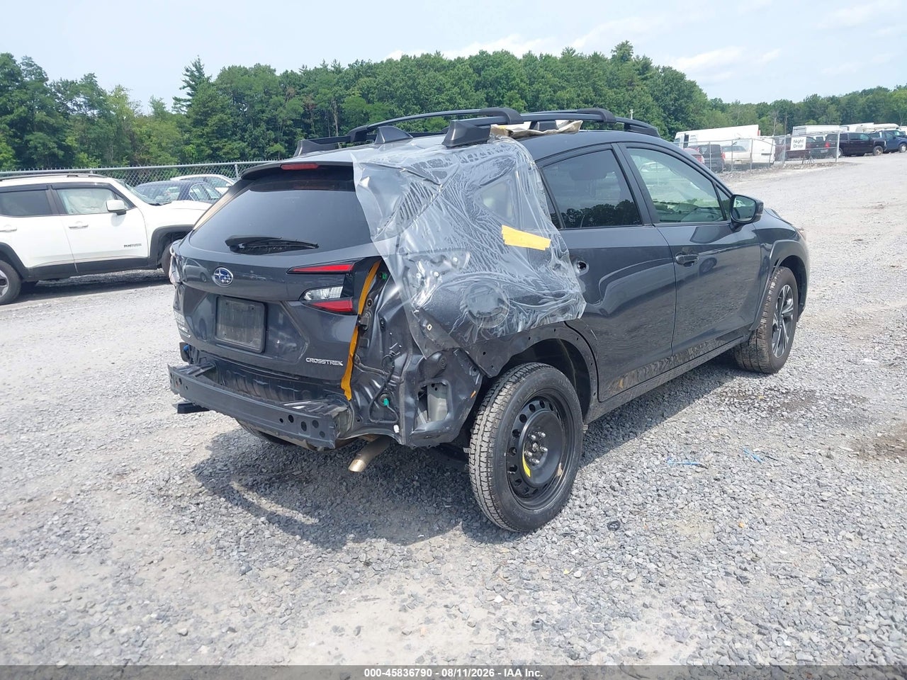 2024 SUBARU CROSSTREK PREMIUM · 4/11