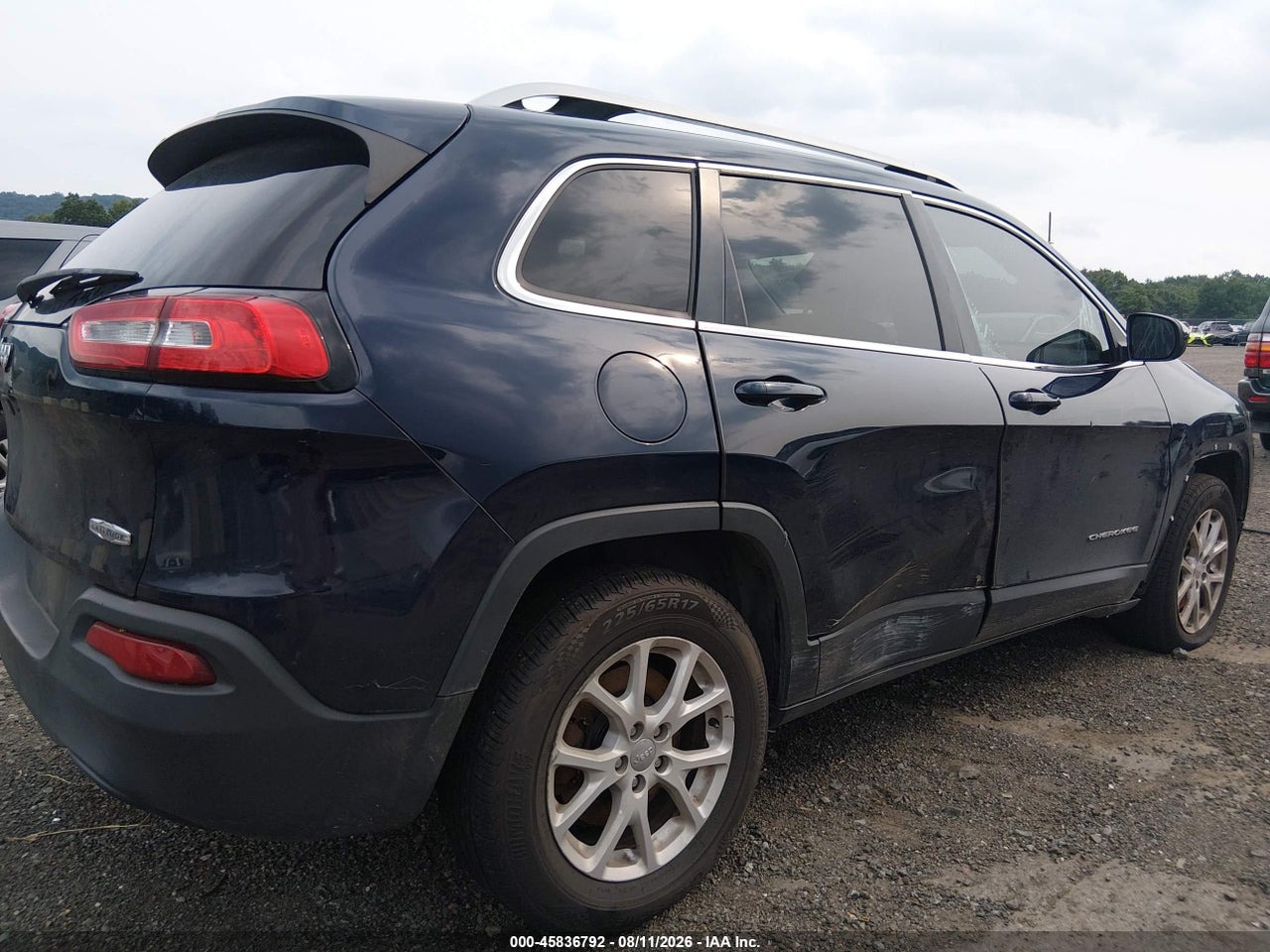 2016 JEEP CHEROKEE LATITUDE · 6/11