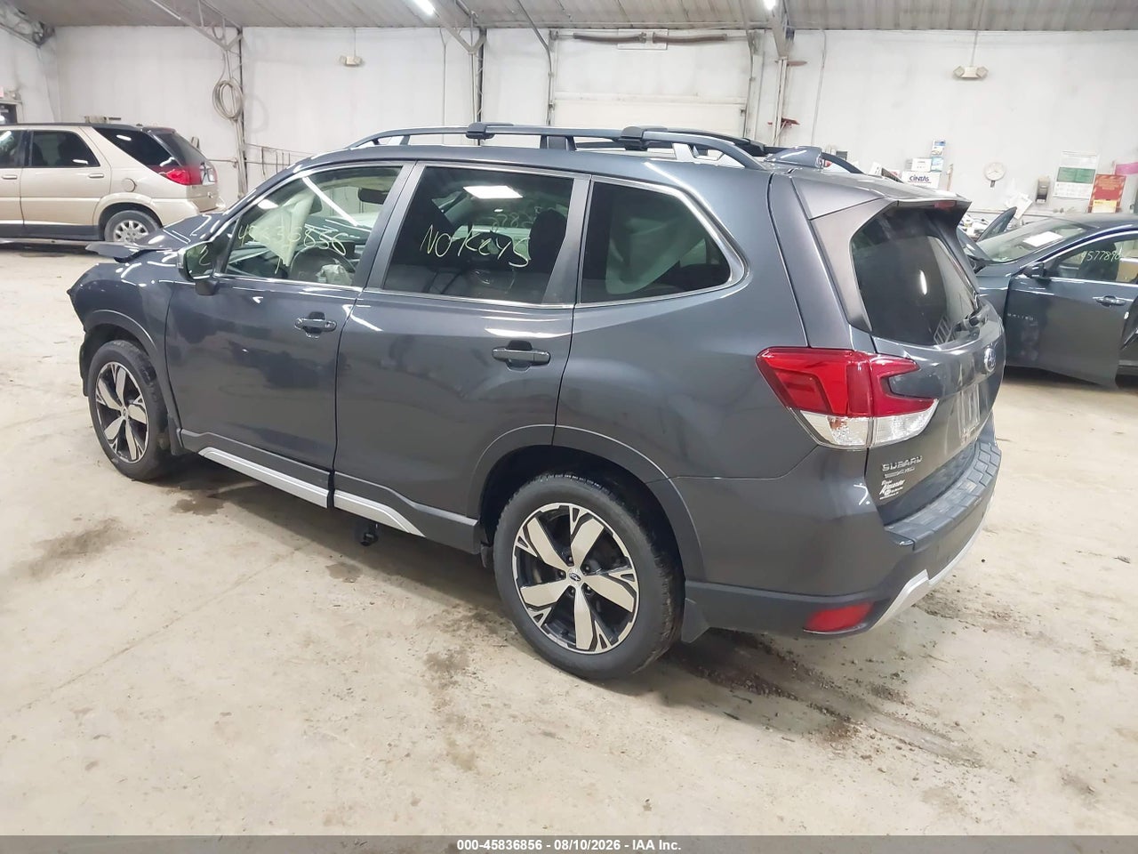 2020 SUBARU FORESTER TOURING · 3/11