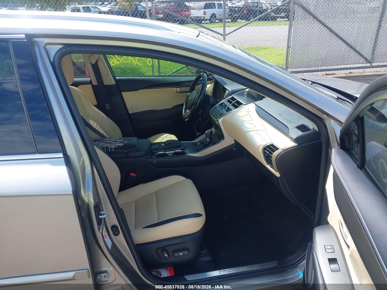 2017 LEXUS NX 200T · 5/11