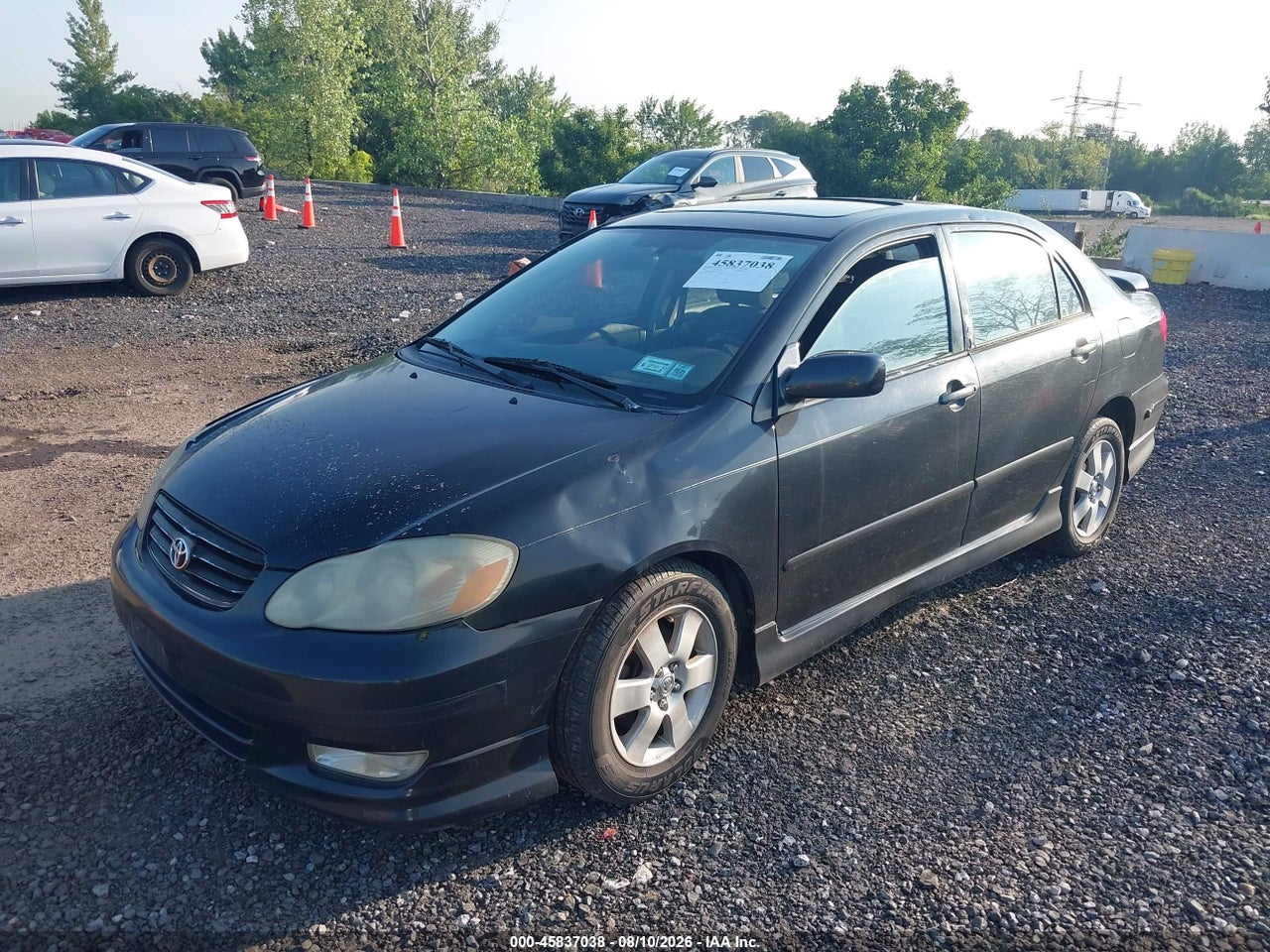 2003 TOYOTA COROLLA S · 2/8