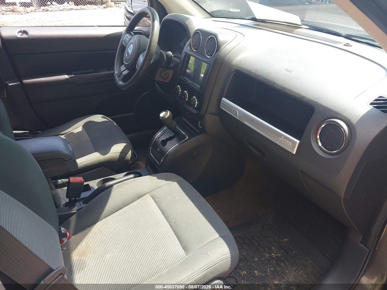 2016 JEEP COMPASS SPORT · 5/11