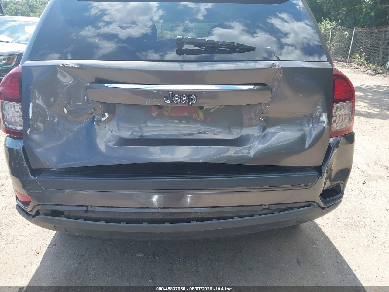 2016 JEEP COMPASS SPORT · 6/11
