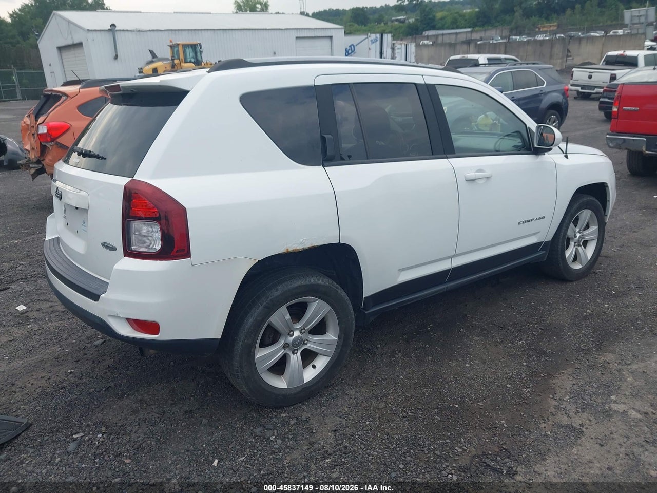 2016 JEEP COMPASS LATITUDE · 4/11