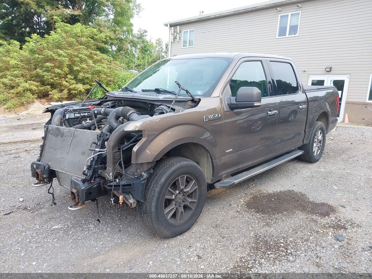 2016 FORD F-150 XLT · 2/11