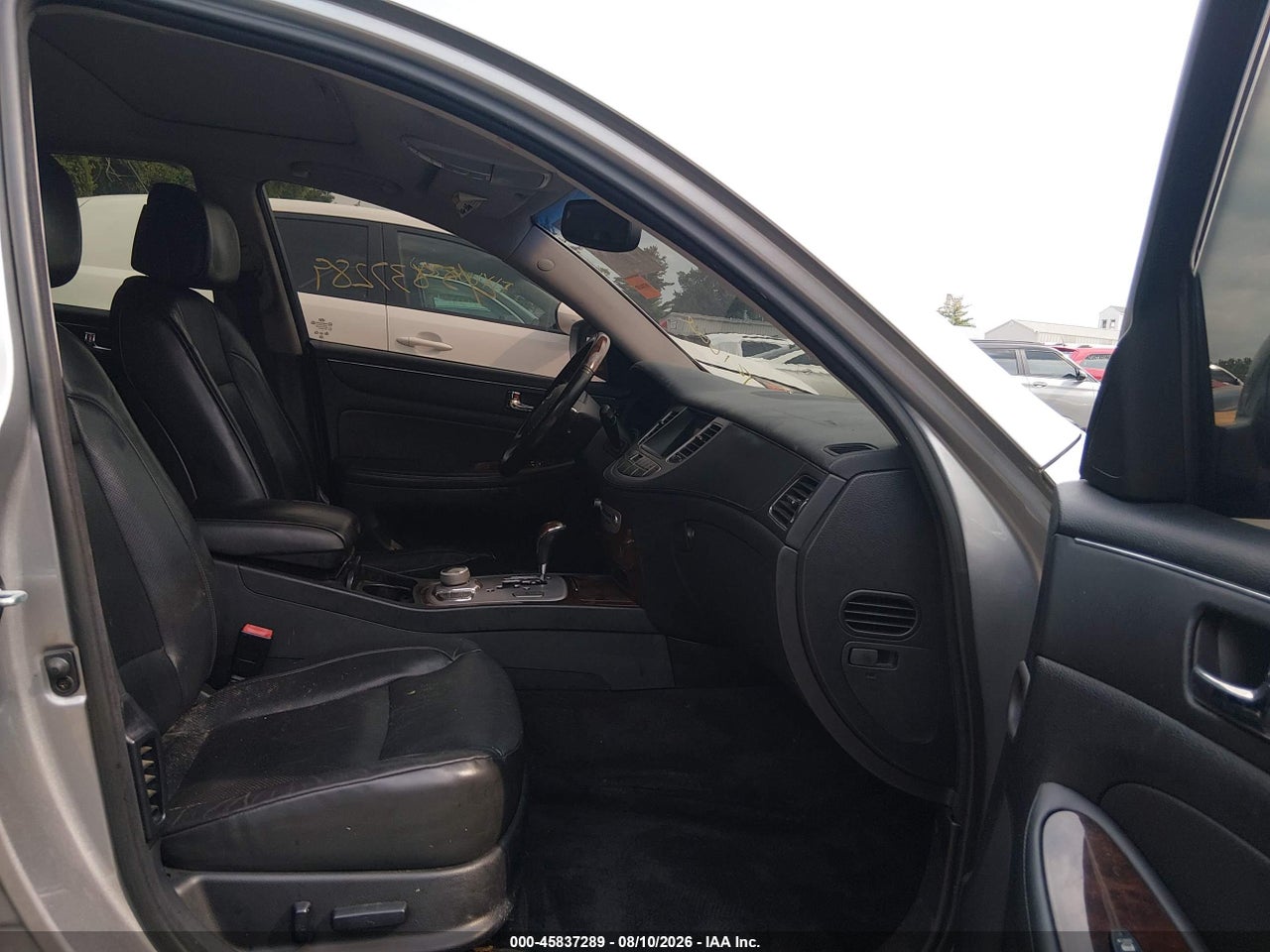 2009 HYUNDAI GENESIS 4.6 · 5/11
