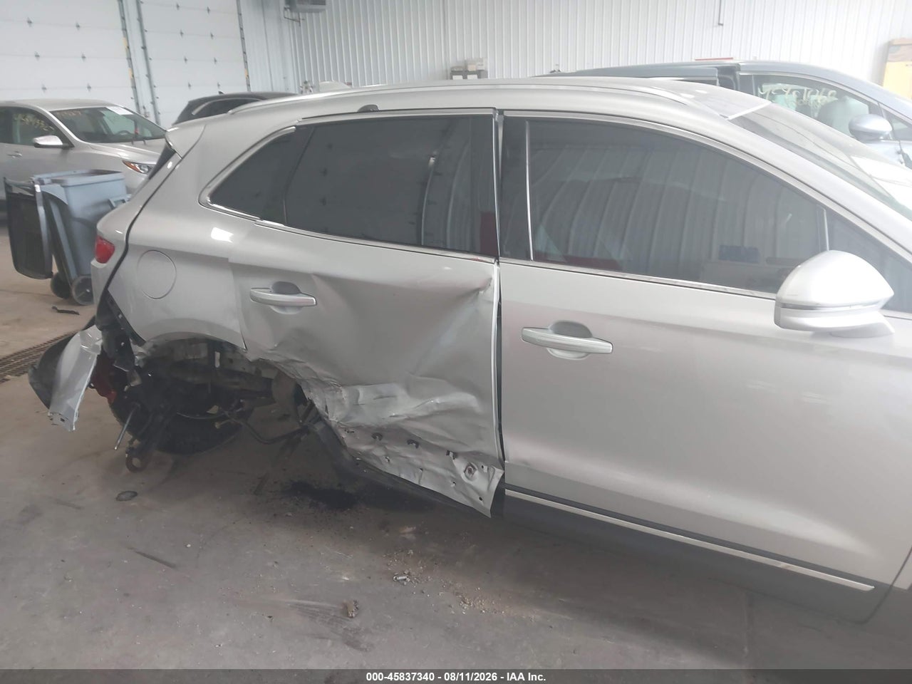 2019 LINCOLN MKC SELECT · 6/10