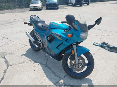 JS1GN72A6S2****** · 1995 SUZUKI GSX600 F
