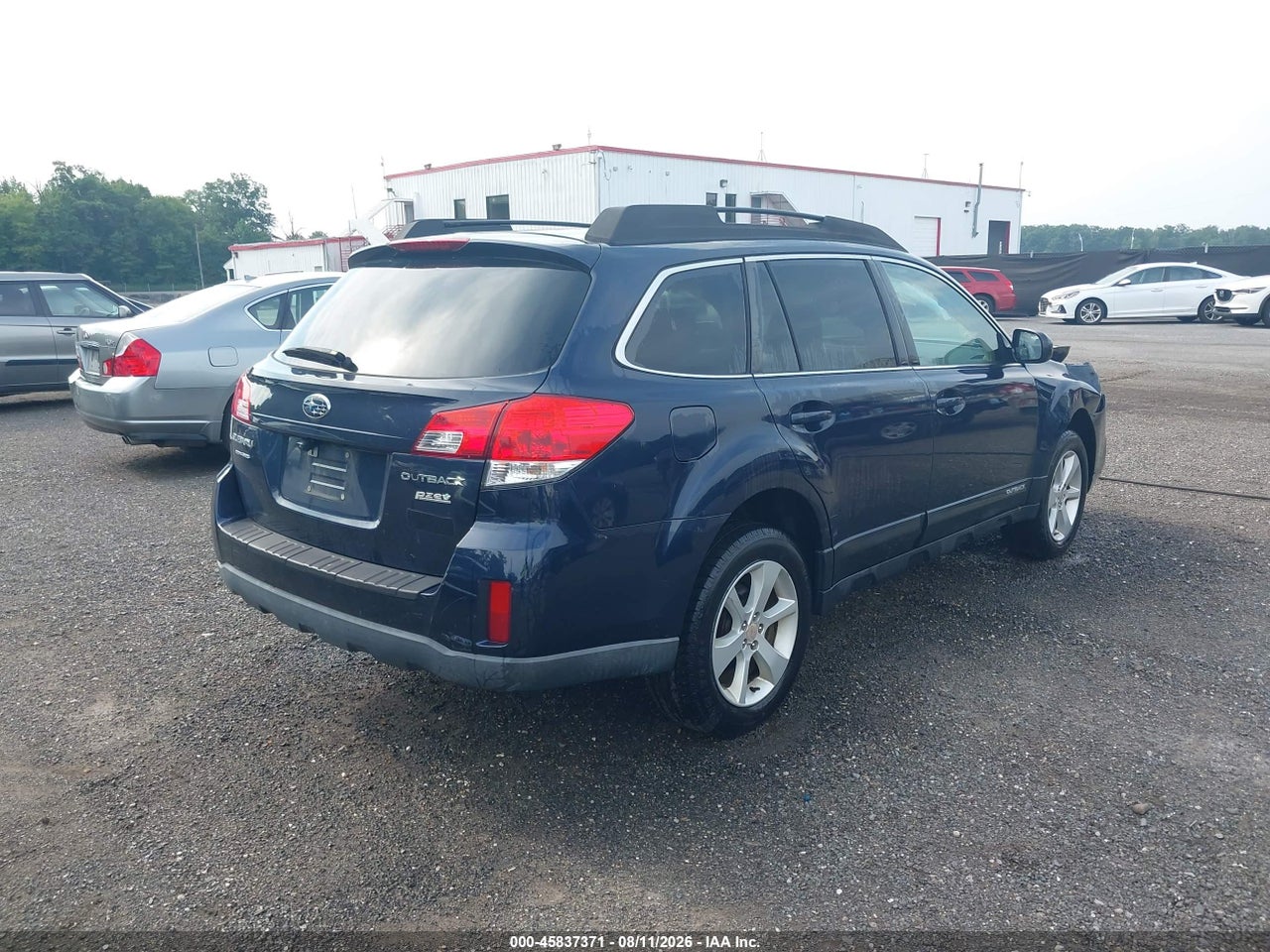 2013 SUBARU OUTBACK 2.5I PREMIUM · 4/11