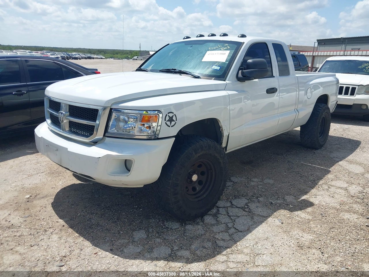 2011 RAM DAKOTA ST · 2/11