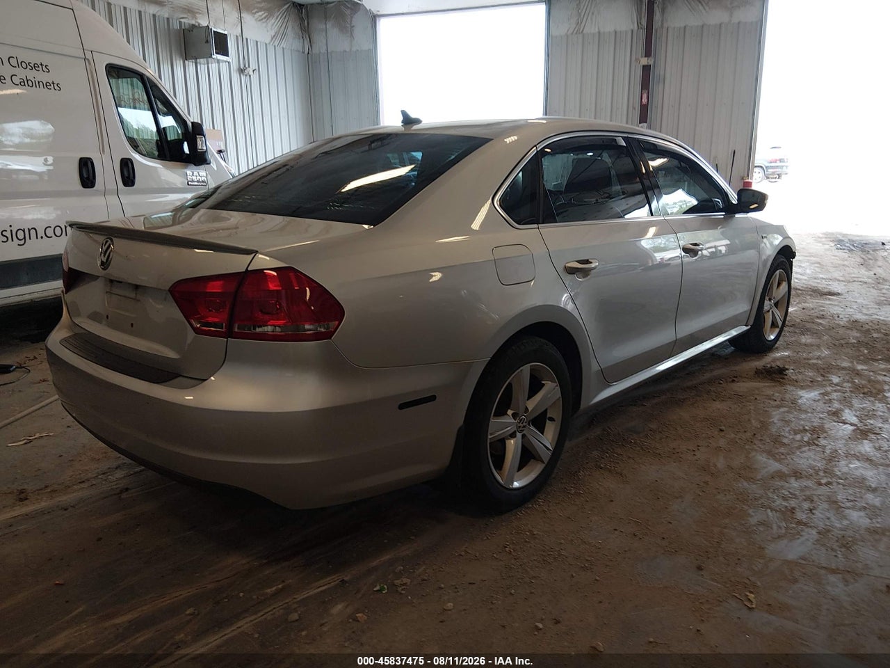 2013 VOLKSWAGEN PASSAT 2.0L TDI SE · 4/11