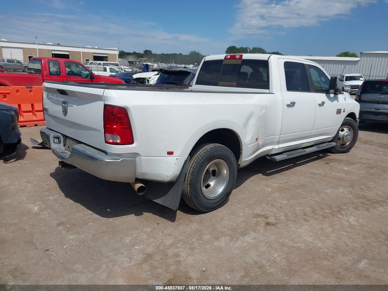 2010 DODGE RAM 3500 SLT · 4/4