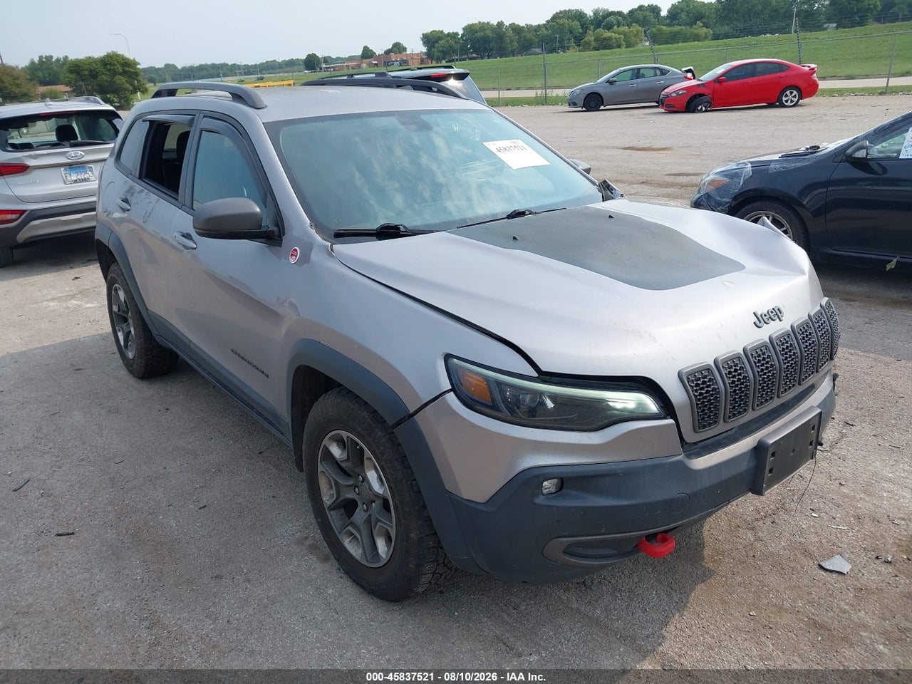 1C4PJMBX8KD****** · 2019 JEEP CHEROKEE TRAILHAWK