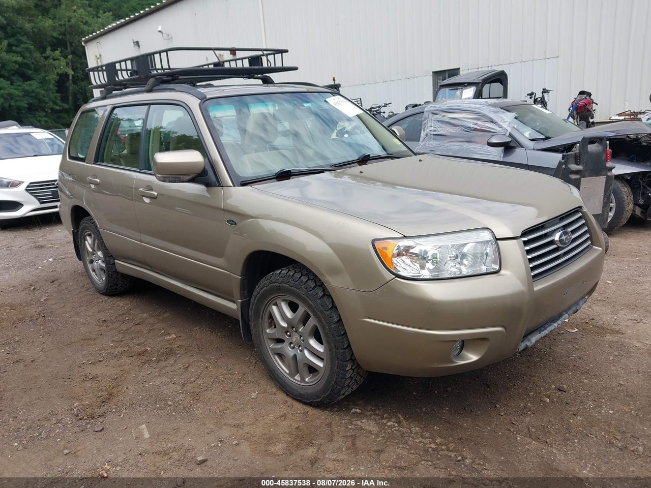 JF1SG67698H****** · 2008 SUBARU FORESTER 2.5X L.L. BEAN EDITION