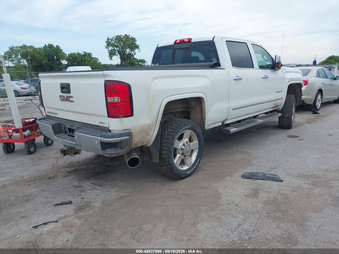 2016 GMC SIERRA 2500HD SLT · 4/11