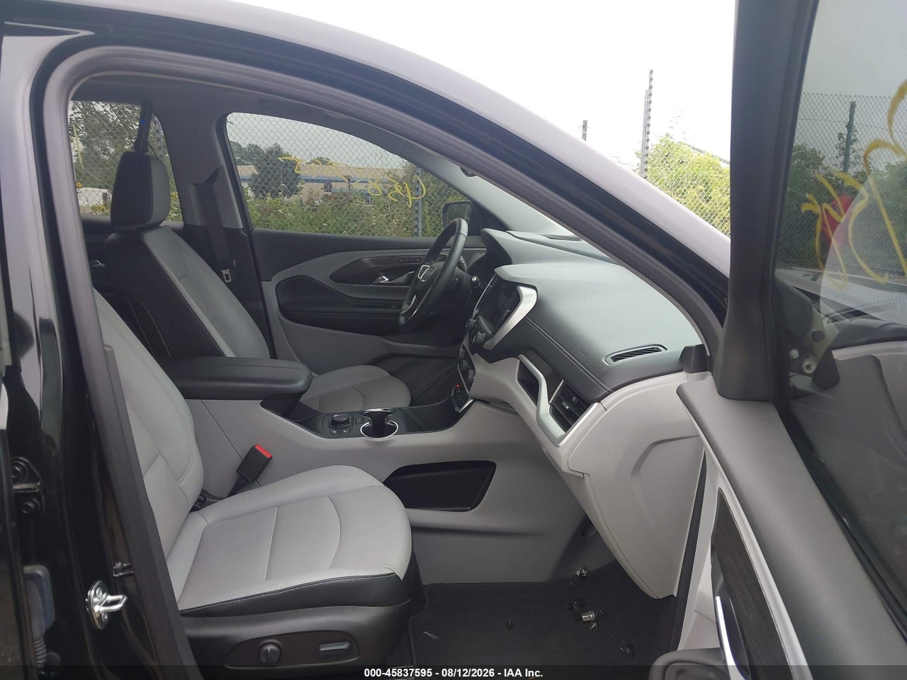 2024 GMC TERRAIN AWD SLT · 5/11