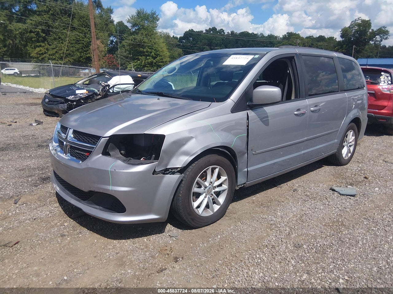 2015 DODGE GRAND CARAVAN SXT · 2/11
