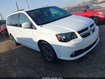 2016 DODGE GRAND CARAVAN R/T