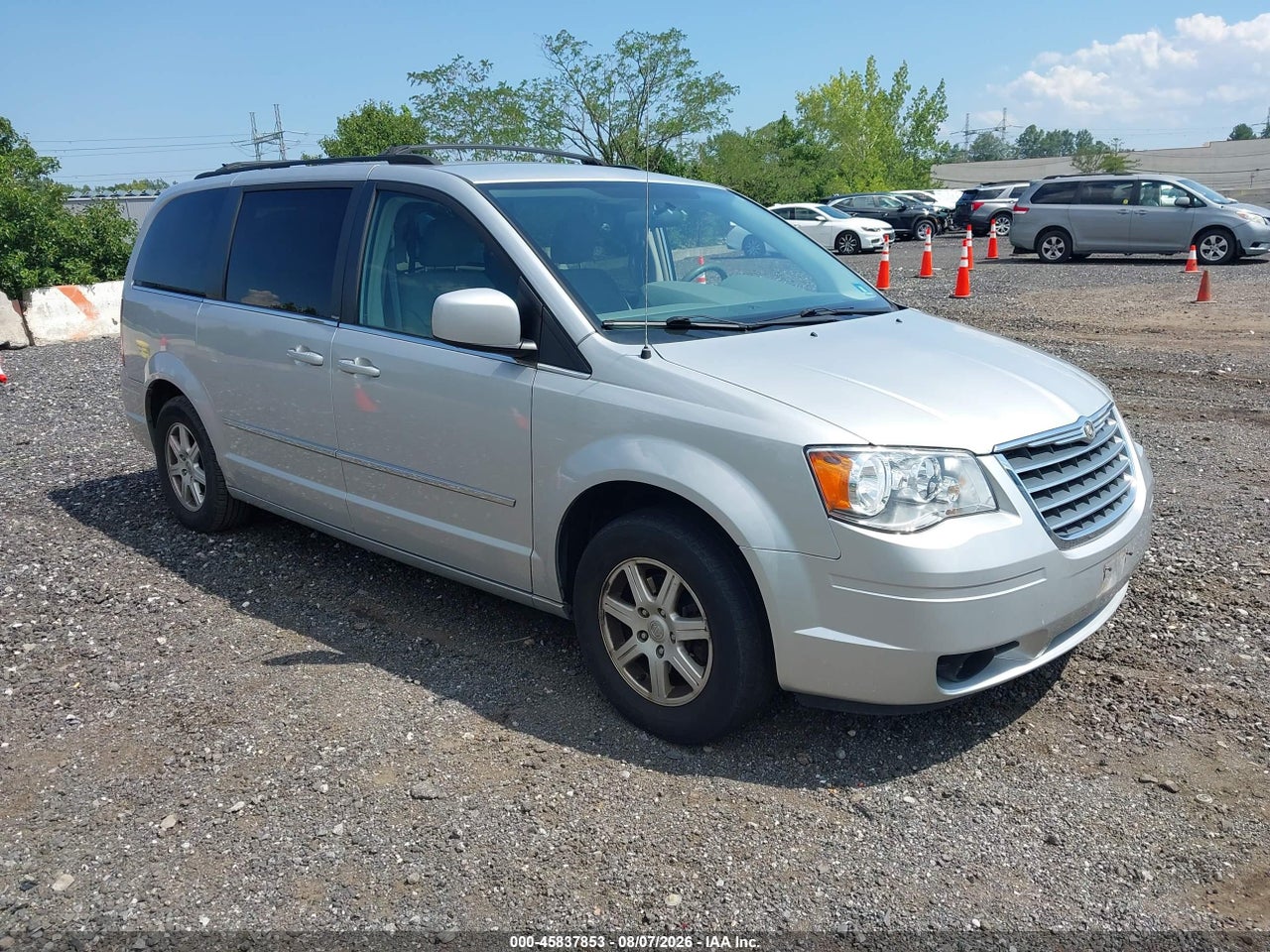2A4RR5D13AR****** · 2010 CHRYSLER TOWN &amp; COUNTRY TOURING