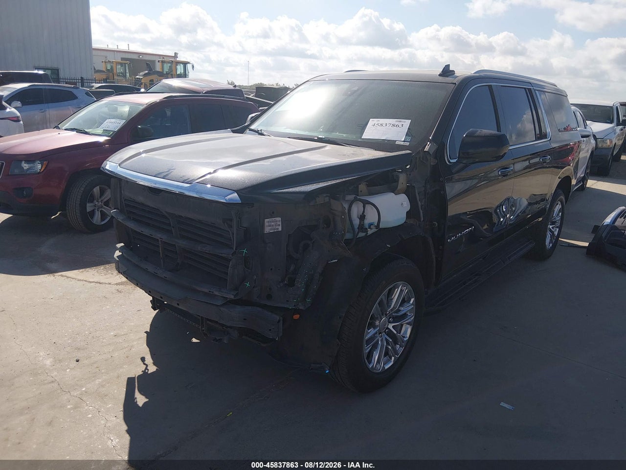 2021 GMC YUKON XL 2WD SLT · 2/11