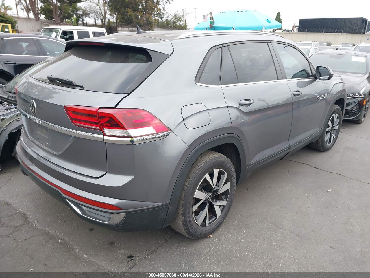 2022 VOLKSWAGEN ATLAS CROSS SPORT 2.0T SE · 4/11