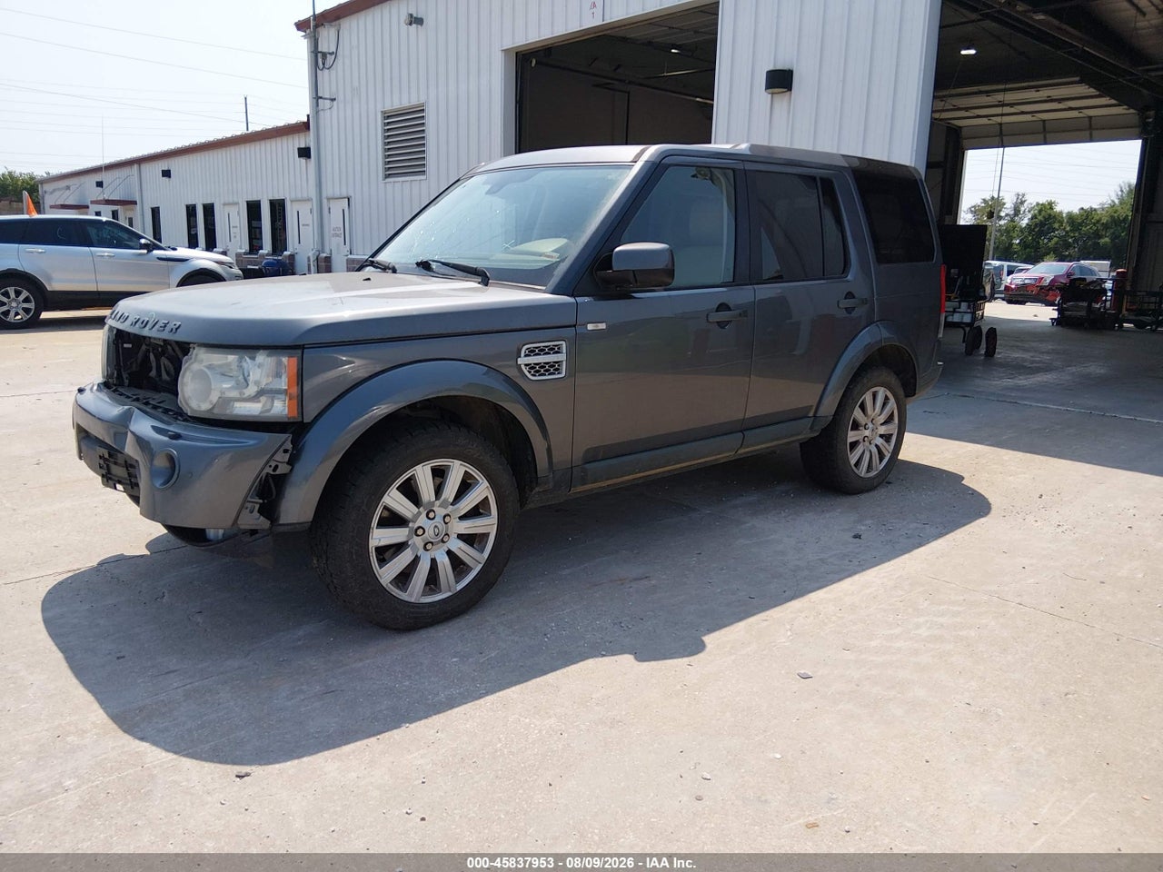 2013 LAND ROVER LR4 · 2/11