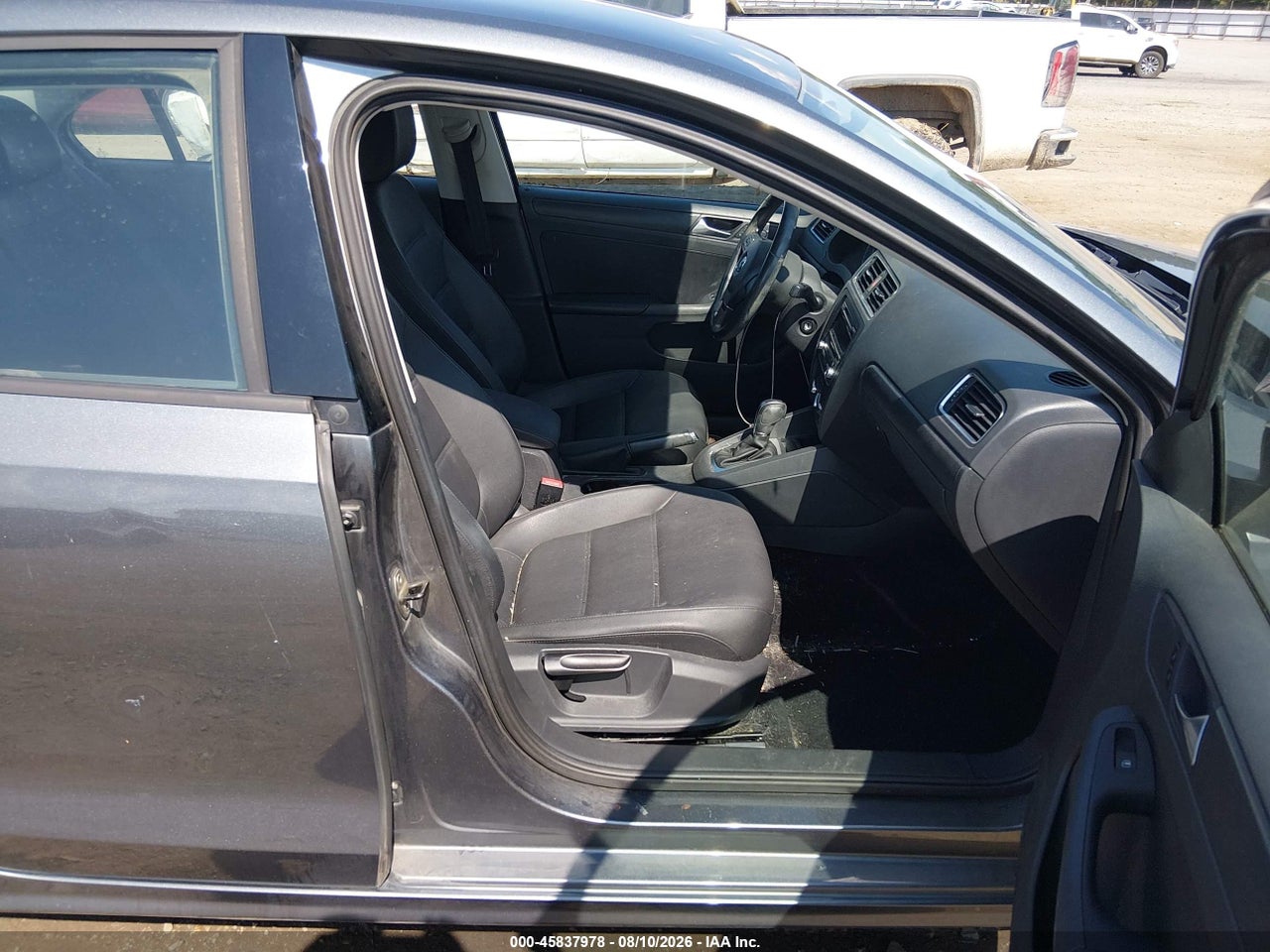 2012 VOLKSWAGEN JETTA 2.5L SE · 5/11