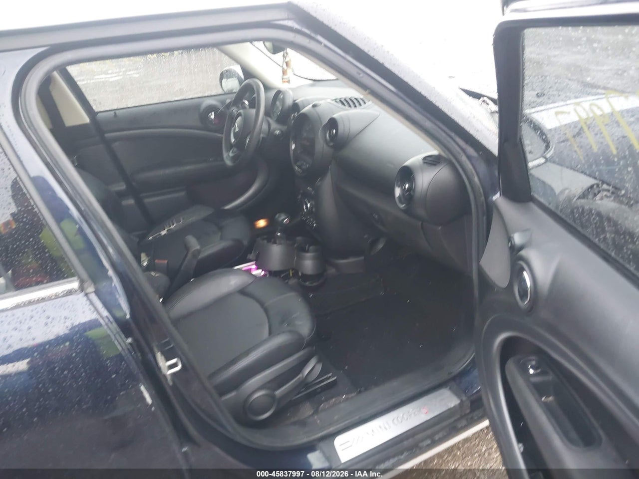 2016 MINI COUNTRYMAN COOPER S · 5/11