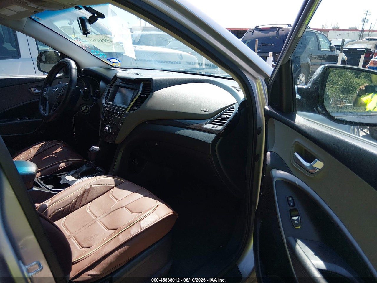 2018 HYUNDAI SANTA FE SE · 5/11