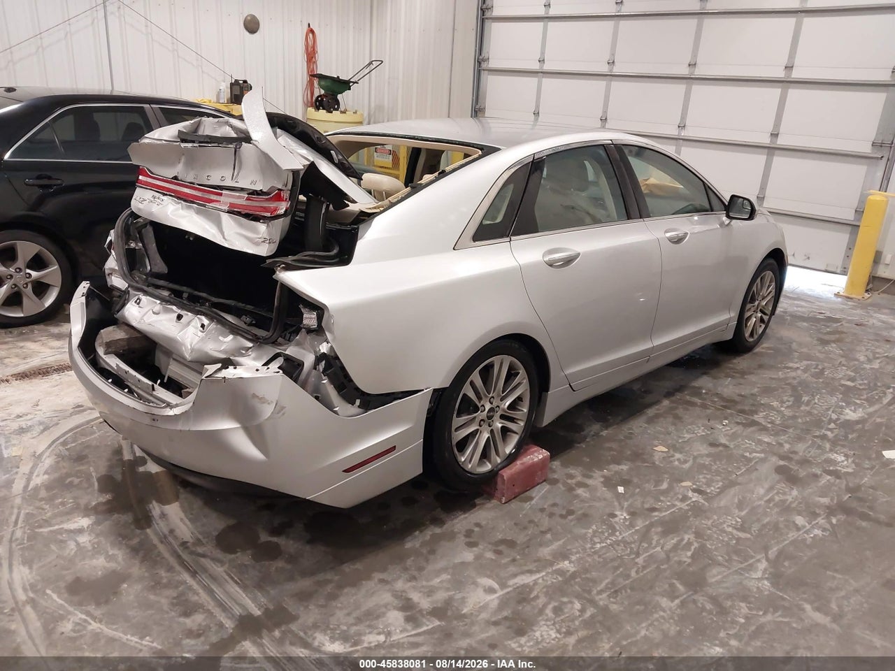 2013 LINCOLN MKZ · 4/11