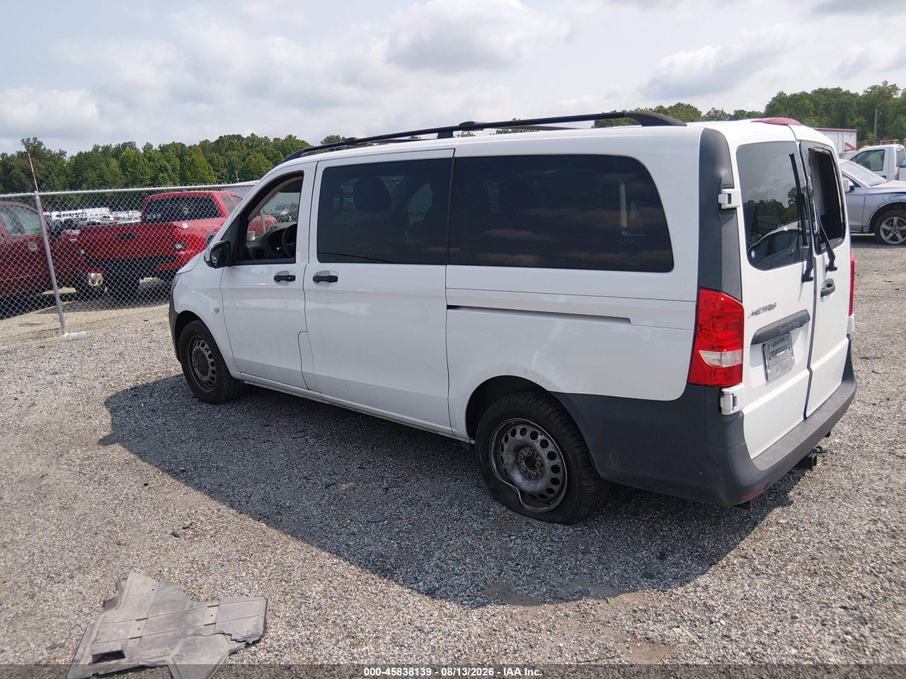 2016 MERCEDES-BENZ METRIS · 3/11