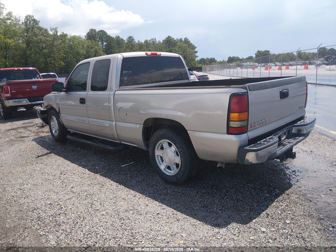 2GTEC19T851****** · 2005 GMC SIERRA 1500 SLT · 3/11
