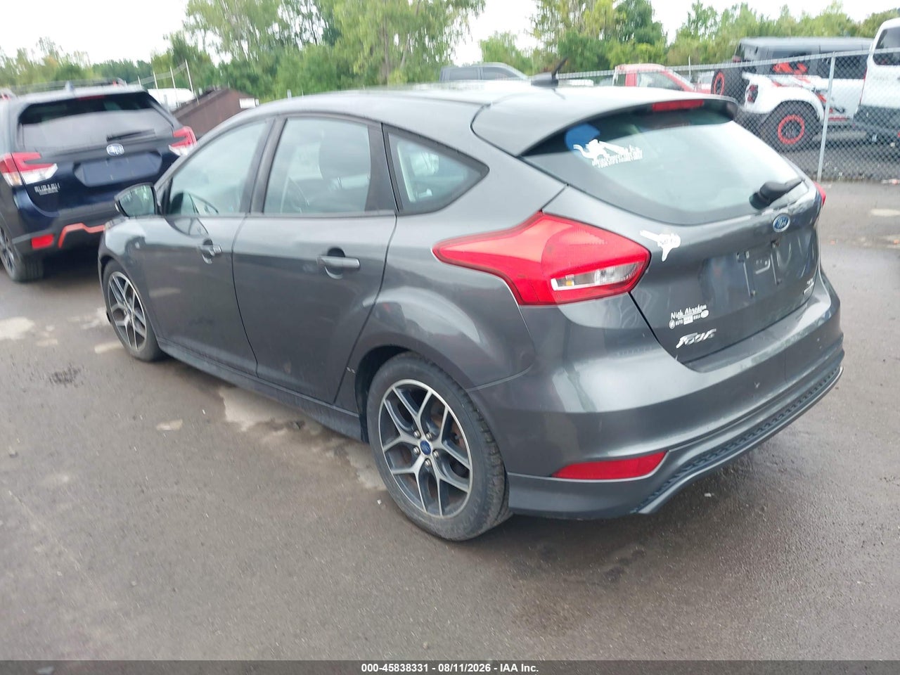 2015 FORD FOCUS SE · 3/11