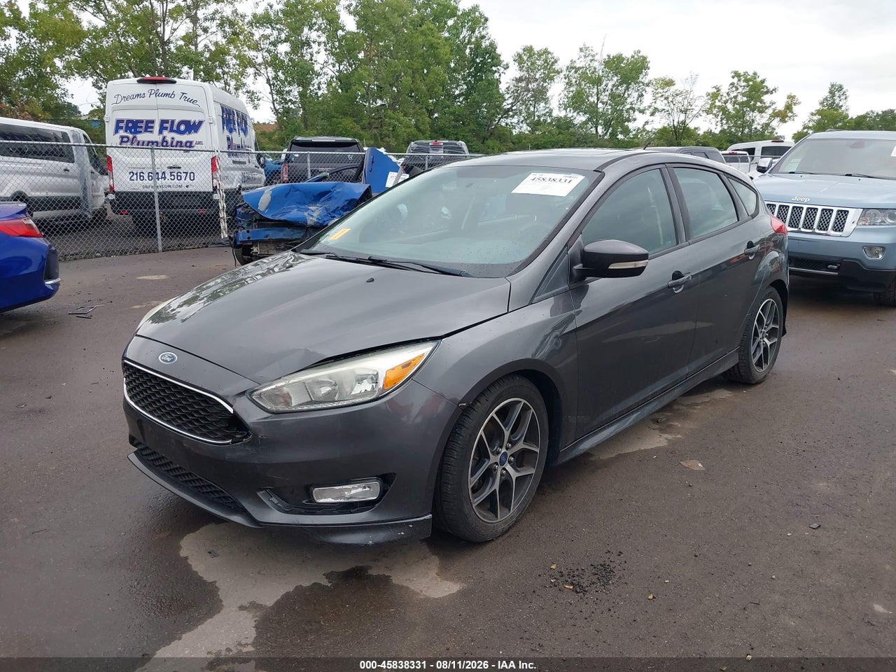 2015 FORD FOCUS SE · 2/11